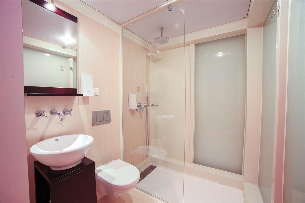 Qbic Wtc Hotel Amsterdam